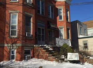 30 E 22nd St #1, Bayonne, NJ 07002