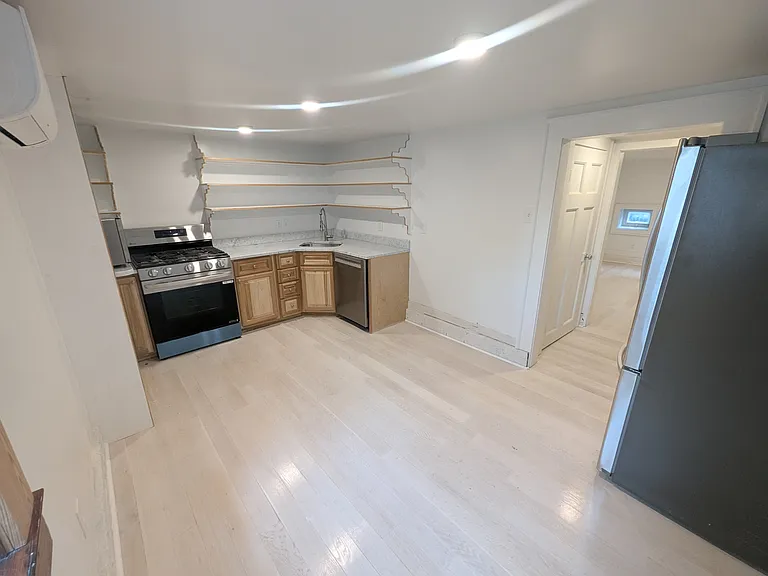 5339 Saint Charles Ave #B — Photo 10