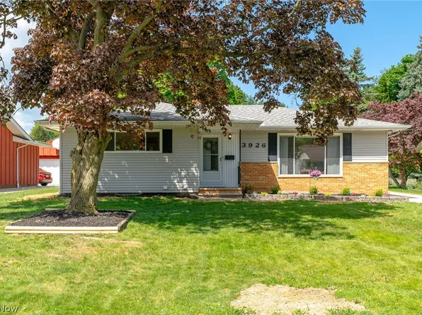 3926 Spencer Rd, Rocky River, OH 44116