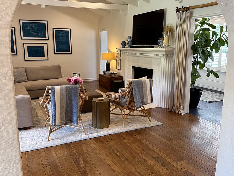 Entry to Living Room