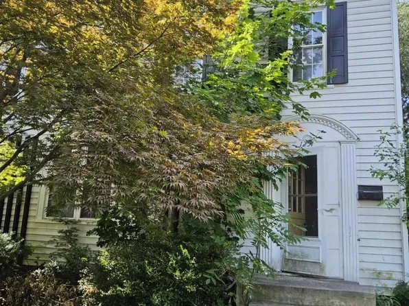 1251 Market St, Sunbury, PA 17801