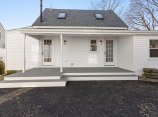 13 Bell St, Quincy, MA 02169