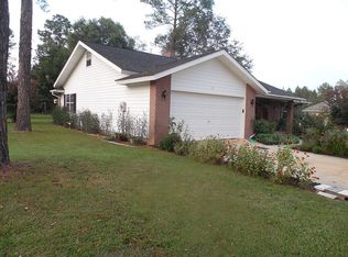 32 Maplewood Rd, Douglas, GA 31535