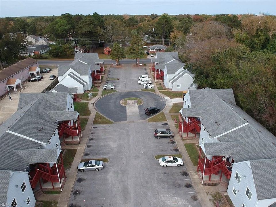 1st image of 3721 Turnpike Rd APT 201