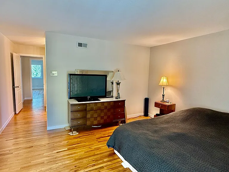 1123 Lillick Dr — Photo 12