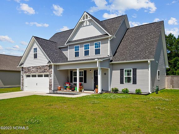 2nd image of 823 Tuscarora Trail
