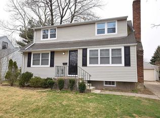 44 Fieldstone Dr, Syosset, NY 11791