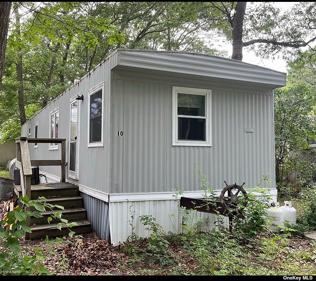 1538 Speonk Riverhead Road UNIT 10, Speonk, NY 11972 Zillow