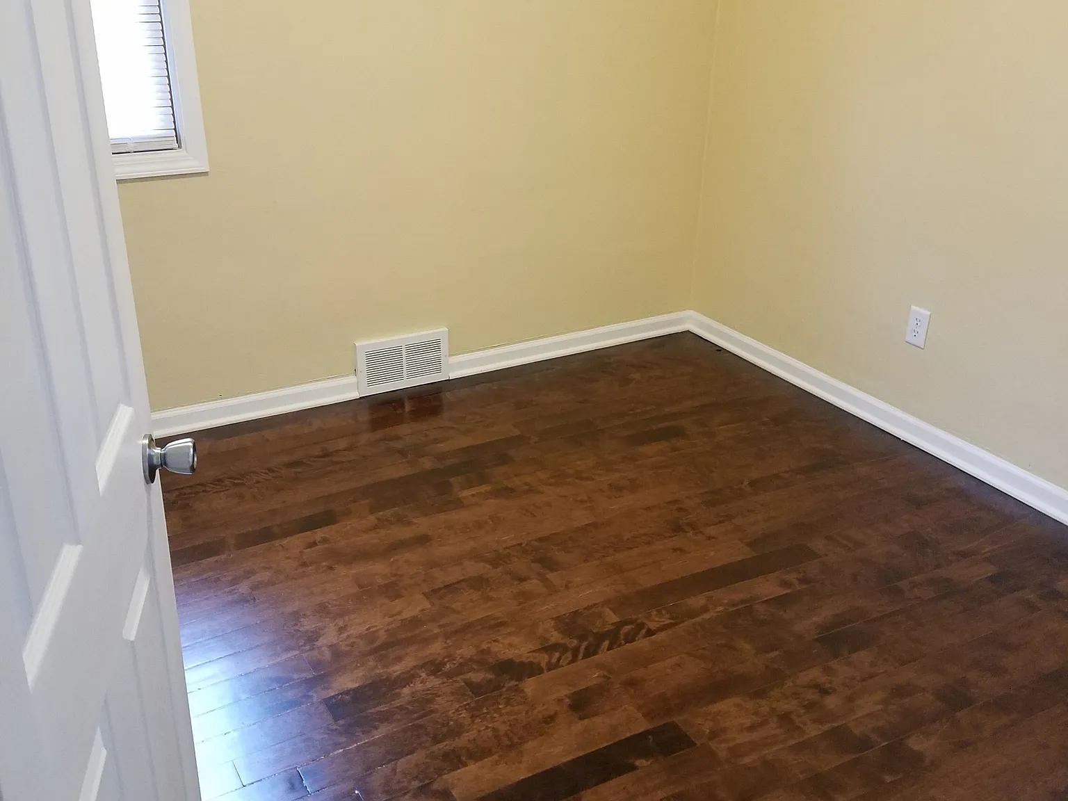 5333 N 51st Blvd, Milwaukee - 1 — Photo 3