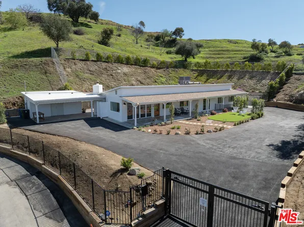 9718 Rotta Ave, Sunland, CA 91040