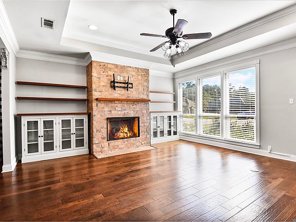 2nd image of 9095 Willow Bend Dr