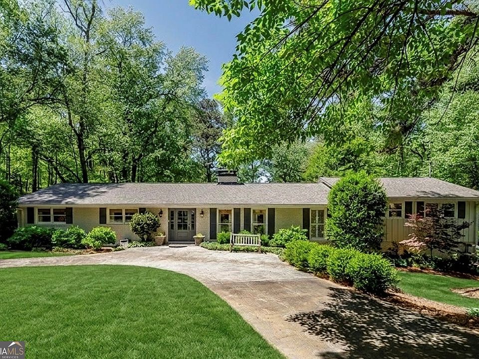 1st image of 1424 Ridgeway Dr NW