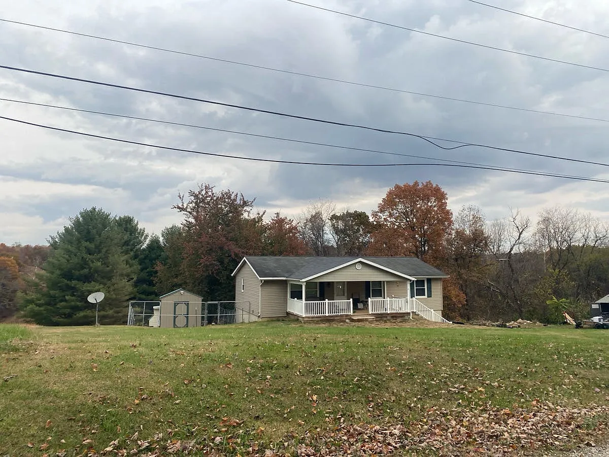 7740 Oak Hill Rd NE photo 1