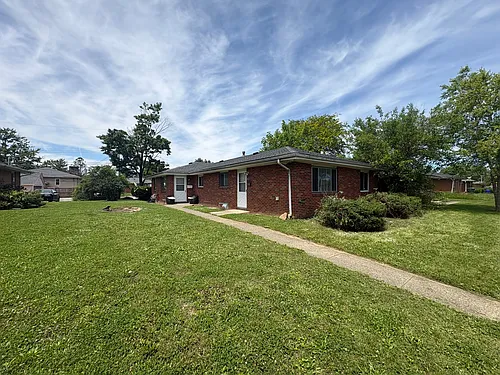 825 Byron Ave #B Photo 1
