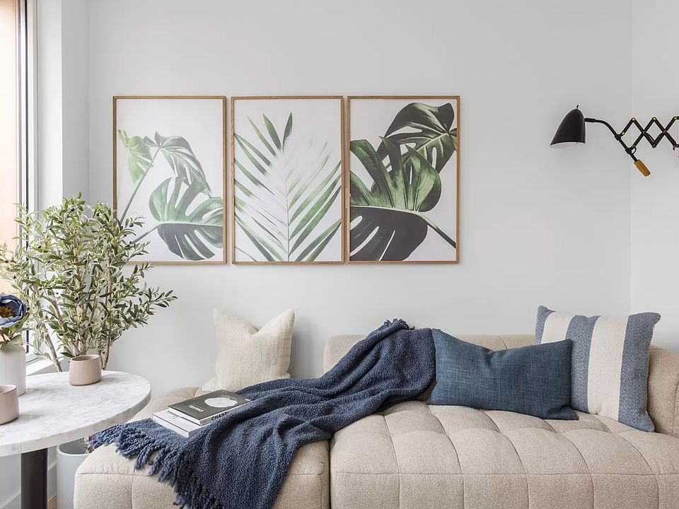 1st image of 208 Delancey St #2B