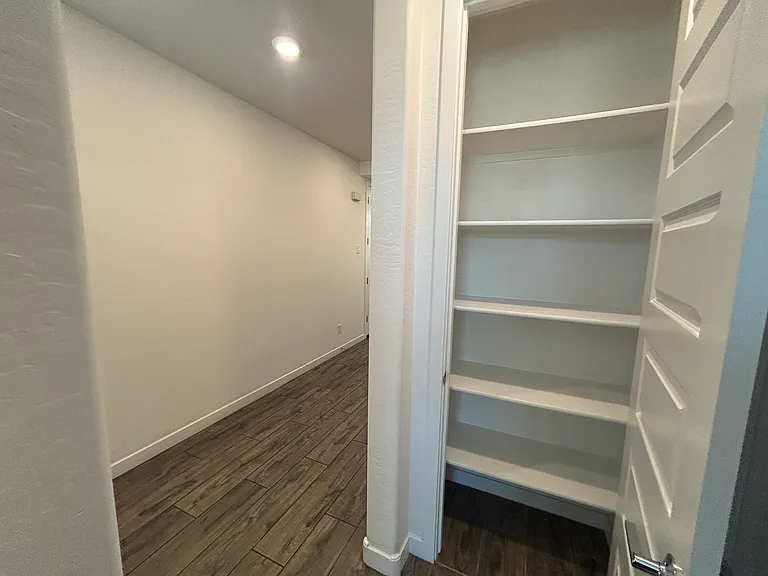 1146 E Weatherby Way — Photo 15