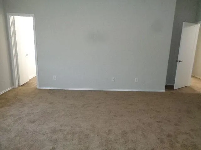 9507 Maple Green Ln — Photo 13