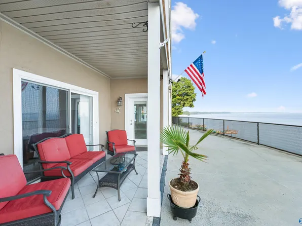 5590 Bay Village Dr #B6, Athens, AL 35611
