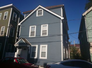16 Carpenter St, South Boston, MA 02127