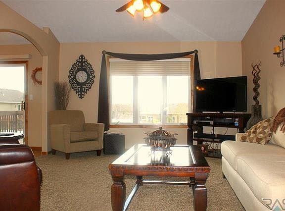 4th image of 7617 S Rose Crest Ct