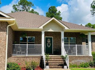 2140 Trevor Cir, Milton, FL 32583