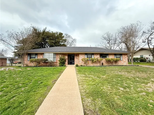 3407 Oakridge Ln, Waco, TX 76708