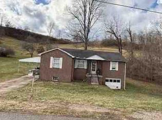 841 McCorkle Rd, Sod, WV 25564