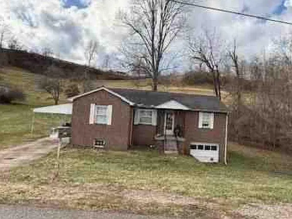 841 McCorkle Rd, Sod, WV 25564
