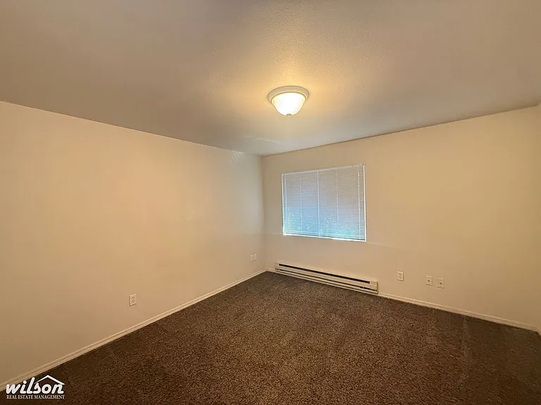 1103 Browne Ave — Photo 10