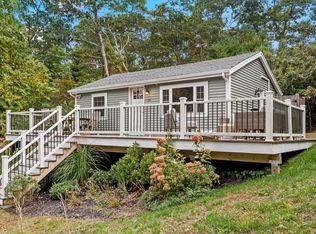 29 Pokonoket Rd, Plymouth, MA 02360