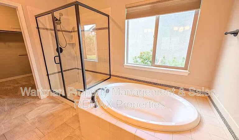 6209 Leon Young Dr — Photo 34
