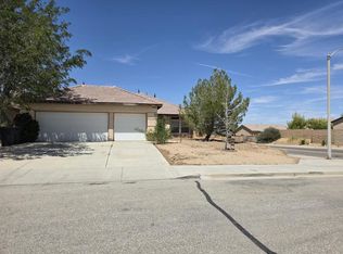 13290 Via Robles Cir, Victorville, CA 92392