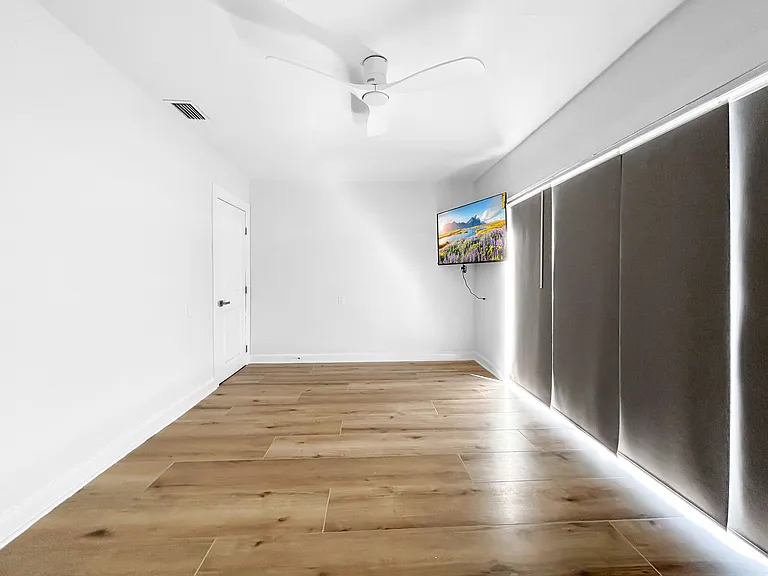 349 La Hacienda Dr — Photo 15