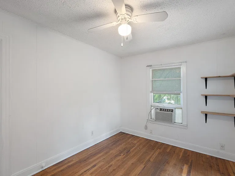 4616 E Cesar Chavez St #1 — Photo 3