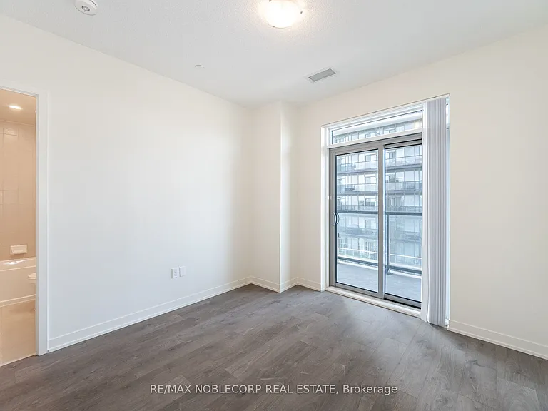 38 Annie Craig Dr #2105 — Photo 17