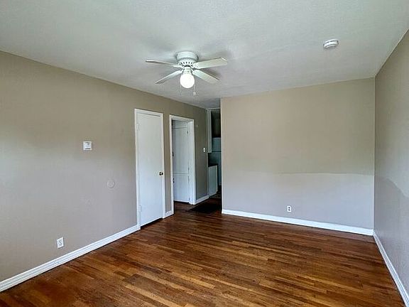 2nd image of 1924 26th St #Lo