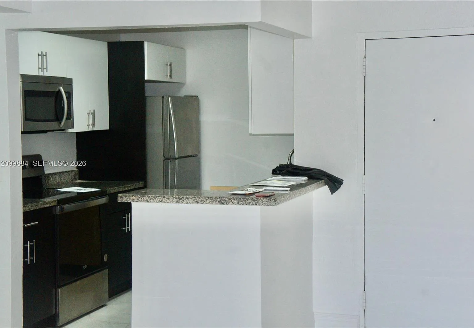 Kendall Acres Condo Bldg — Photo 2