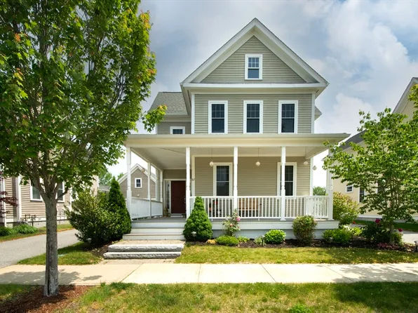 82 Snowbird Ave, Weymouth, MA 02190
