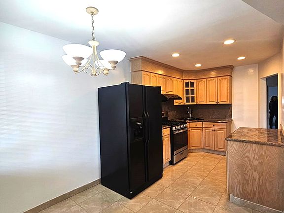 3rd image of 20-30 49th St #2