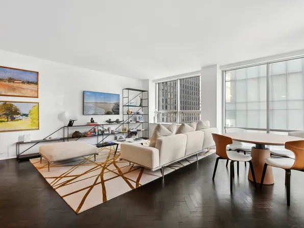 15 West 53rd Street 20E image 2 of 19