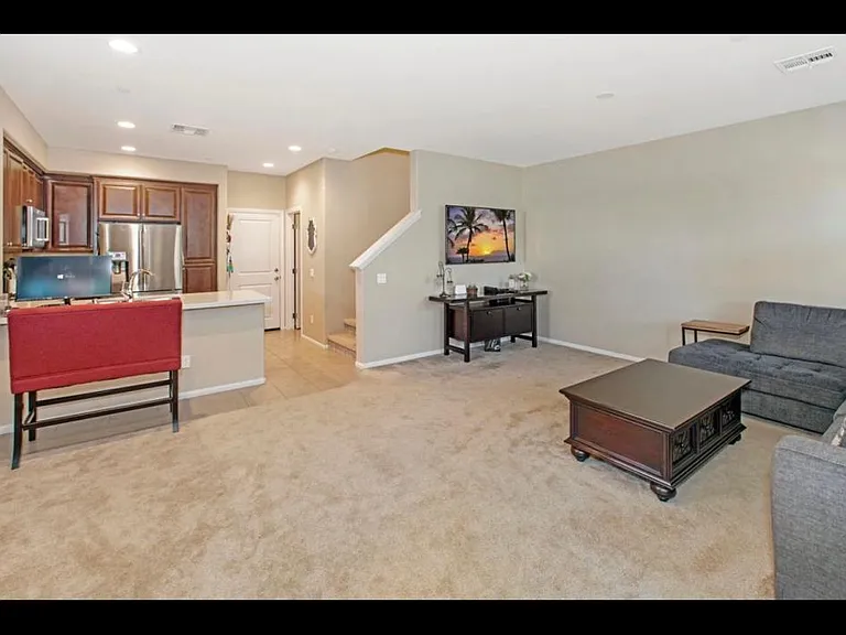 6520 Longboard Ct — Photo 10