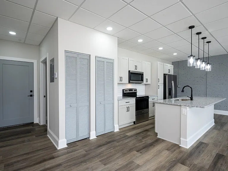 115 E Arden Mays Blvd #202 — Photo 3