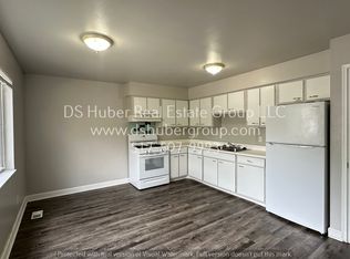 943 Vincent Ct #943, Lansing, MI 48910
