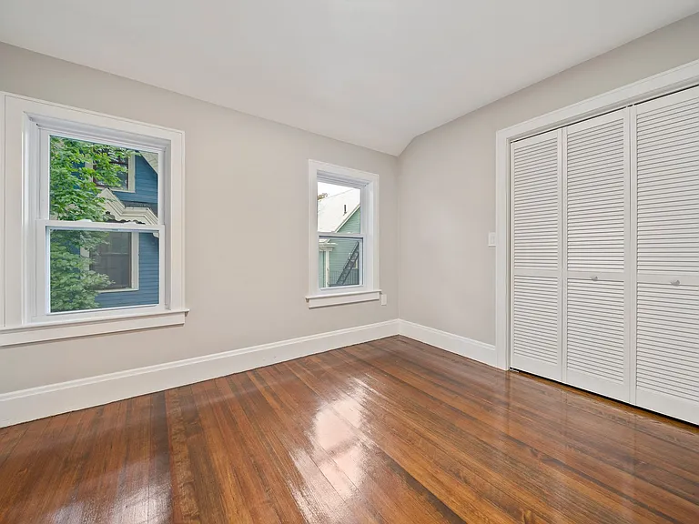 43 Evergreen Ave #2 — Photo 9