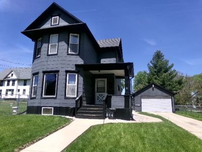514 E Iroquois St, Freeport, IL, 61032