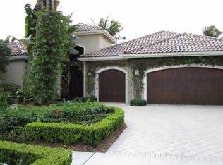 2921 Bent Cypress Rd, Wellington, FL 33414