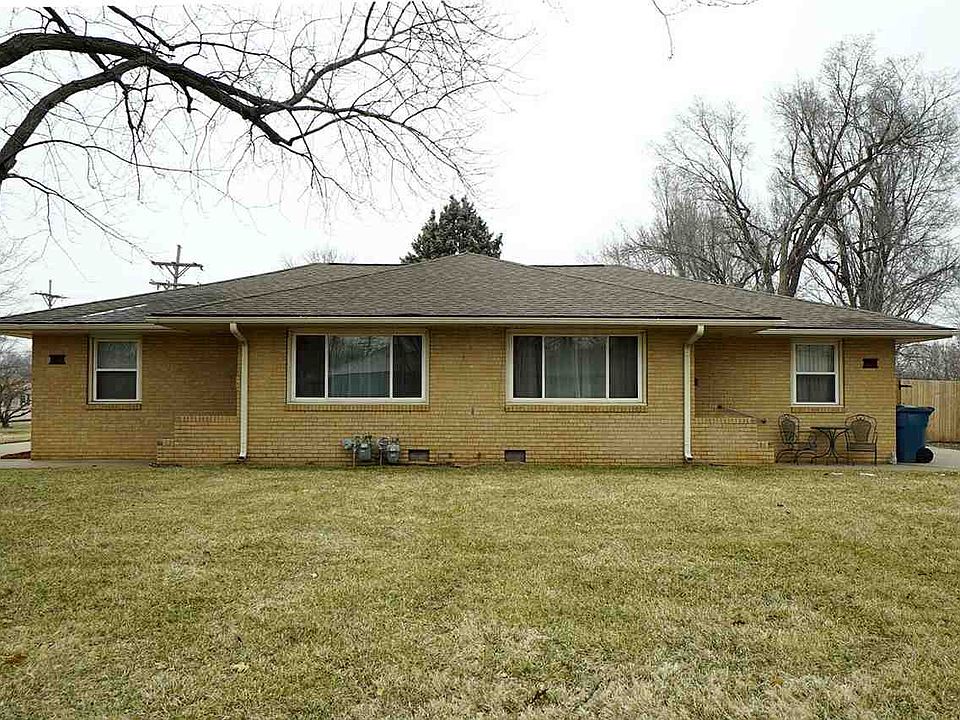 1st image of 810 W 23rd Ave