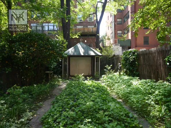 8 Perry Street image 1 of 2