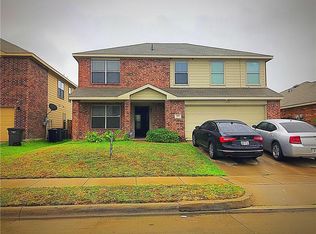 233 Blairwood Dr, Fort Worth, TX 76134