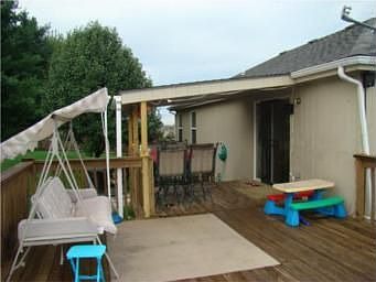 3rd image of 2924 SW Shadow Brook Dr
